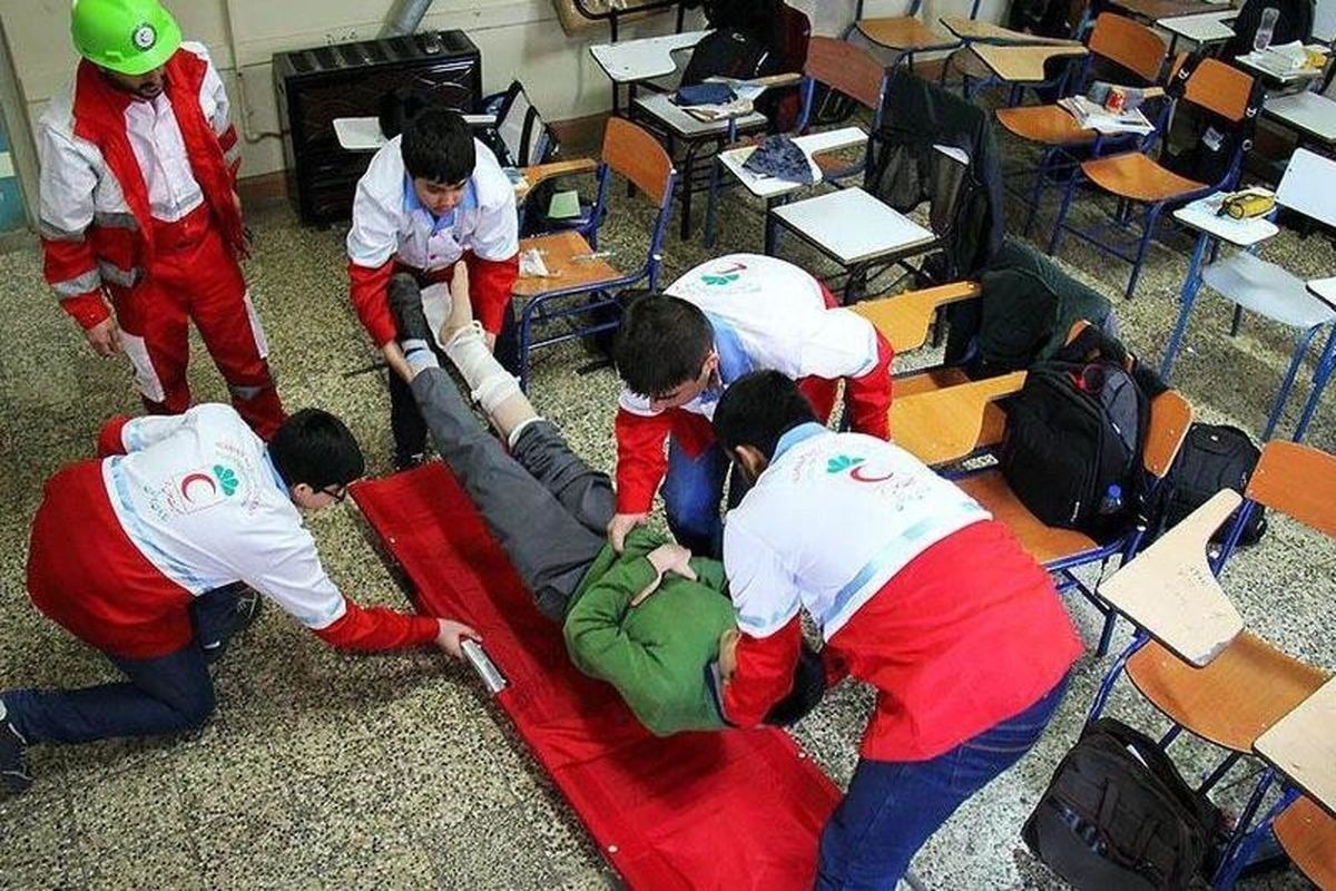 مانور سراسری زلزله در ۵۰ مدرسه استان